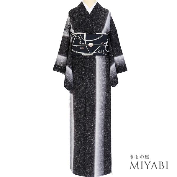 小紋 リサイクル 身丈154.5cm 裄65.2cm 袷 付下げ小紋 のり散らしに帆船柄 鳥模様 ブラック Sサイズ お洒落 しつけ糸 正絹 広衿 未使用品