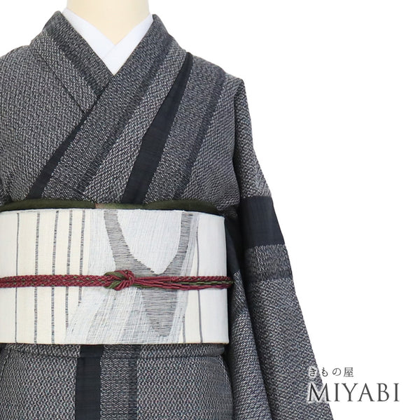 紬 リサイクル 身丈153cm 裄64.4cm 袷 絣柄 縞柄 ブラック Sサイズ お洒落 カジュアル 正絹 広衿 Sランク