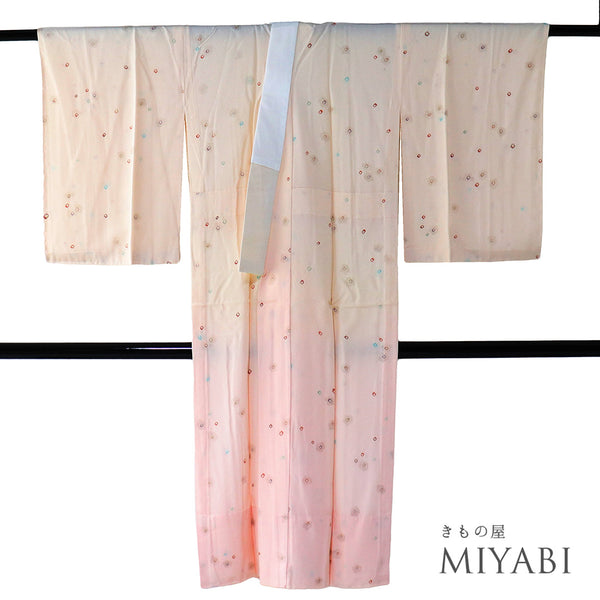 長襦袢 リサイクル 長襦袢 身丈127.3cm 裄64.4cm 袷 絞り柄 小花柄 地紋 ぼかし ピンク Sサイズ お洒落 正絹 袖無双 Sランク