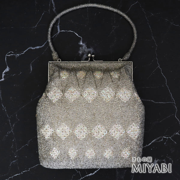 バッグ リサイクル お洒落 シルバー ビーズ Aランク 幾何学模様 横幅19cm 高さ19cm マチ6cm