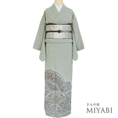 色留袖 リサイクル 身丈158.7cm 裄64cm 袷 彩天目織 オリエンタル花柄 グリーン Mサイズ 一つ紋 正絹 広衿 Aランク