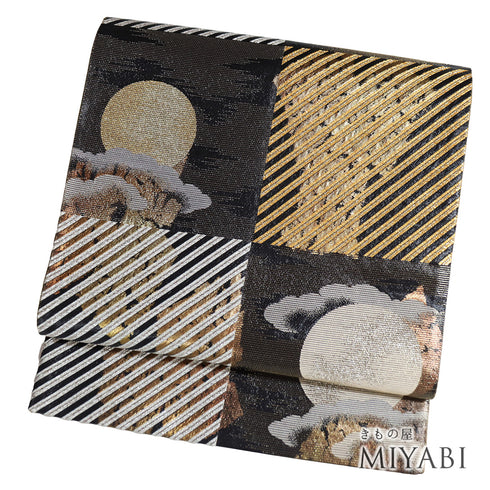 袋帯 リサイクル 帯丈440cm 六通 市松に月や縞柄 ゴールド Mサイズ 正絹 Aランク セミフォーマル お洒落