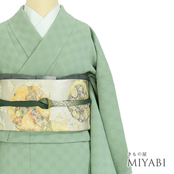 色無地 リサイクル 身丈157.2cm 裄64.4cm 単衣 市松柄 グリーン Mサイズ セミフォーマル お洒落 一つ紋 正絹 広衿 地紋あり Sランク
