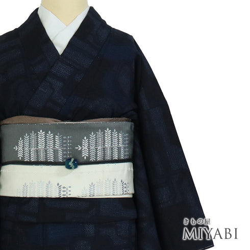 紬 リサイクル 身丈162cm 裄65.8cm 袷 デザイン格子模様 ブルー Lサイズ お洒落 カジュアル しつけ糸 正絹 広衿 Sランク