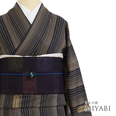 小紋 リサイクル 身丈164cm 裄69.6cm 袷 パールトーン加工 縞模様 矢羽根柄 地紋あり 箔加工 ネイビー Lサイズ お洒落 正絹 広衿 Sランク