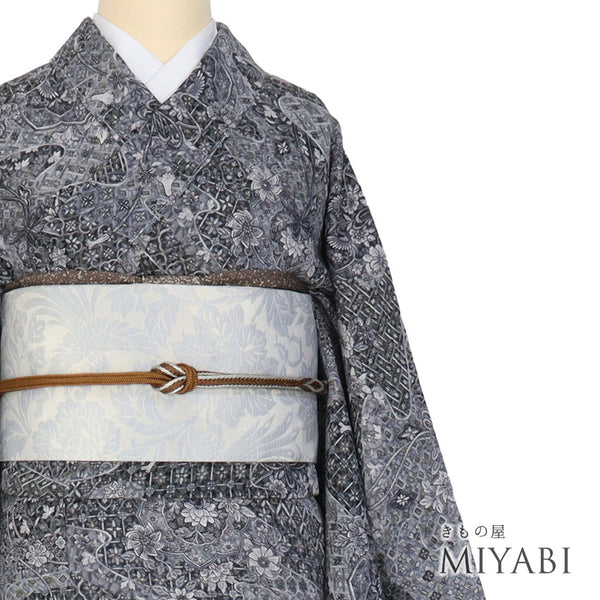 小紋 リサイクル 身丈162cm 裄65.8cm 袷 墨彩更紗柄 伝統工芸士 更清 ゆったりサイズ グレー Lサイズ お洒落 カジュアル 正絹 広衿 Sランク