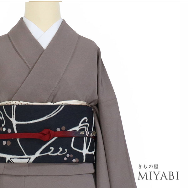 色無地 リサイクル 身丈156.7cm 裄64cm 袷 パープル Mサイズ お洒落 一つ紋 しつけ糸 正絹 広衿 Sランク