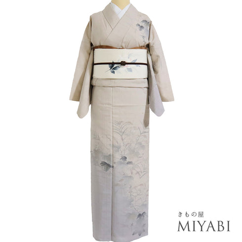 訪問着 リサイクル 身丈157cm 裄64.8cm 単衣 墨絵に草花柄 生紬 結城紬 ベージュ Mサイズ お洒落 正絹 バチ衿 Sランク