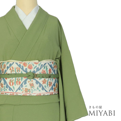 色無地 リサイクル 身丈159.8cm 裄64.4cm 袷 グリーン Mサイズ セミフォーマル 一つ紋 しつけ糸 正絹 広衿 Sランク