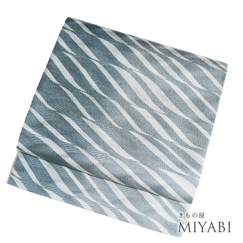 袋帯 リサイクル 帯丈446cm 六通 幾何学柄 グリーン Mサイズ 正絹 Sランク お洒落