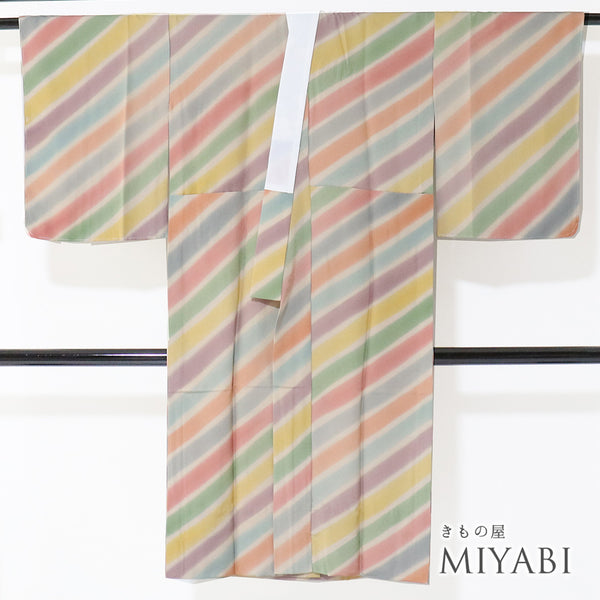 長襦袢 リサイクル 長襦袢 身丈121cm 裄64cm 袷 斜線柄 大島紬美術館 奄美七彩薄 多色 Sサイズ お洒落 証紙 正絹 袖無双 Sランク