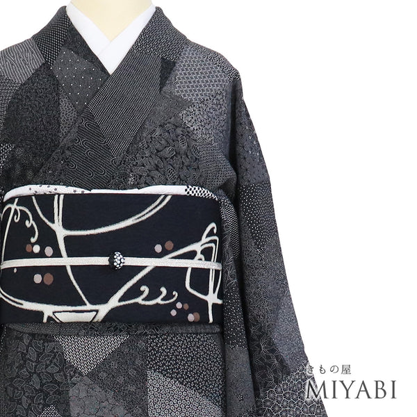 江戸小紋 リサイクル 身丈158cm 裄65.2cm 袷 伝統工芸士 寺山存男 裂取 おしゃれ八掛 ブラック Mサイズ お洒落 落款 正絹 広衿 Sランク