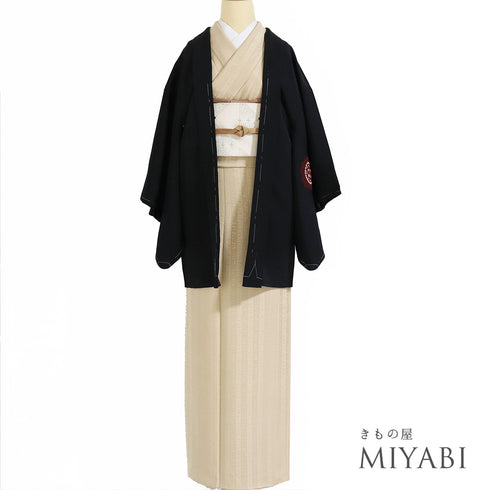 黒羽織 リサイクル 身丈79cm 裄65cm 袷 黒絵羽 相良刺繍 ブラック Mサイズ フォーマル 一つ紋 しつけ糸 正絹 Sランク