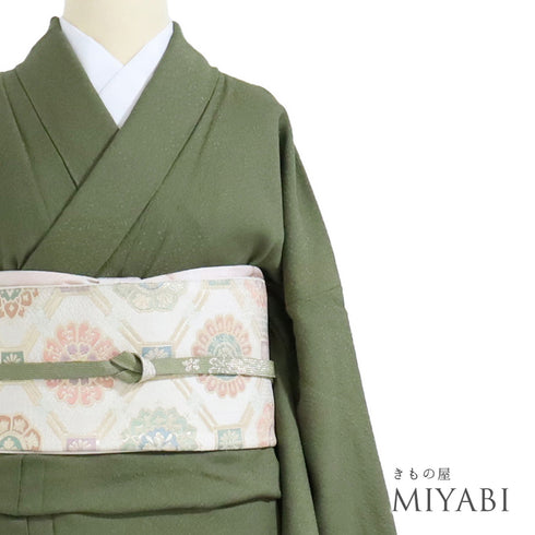 色無地 リサイクル 身丈161cm 裄68.8cm 袷 グリーン Lサイズ セミフォーマル 一つ紋 正絹 広衿 地紋あり Sランク