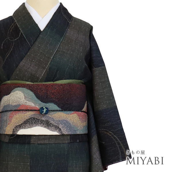 大島紬 リサイクル 身丈155.3cm 裄61.6cm 袷 ぼかし 多色 Sサイズ お洒落 証紙 しつけ糸 正絹 広衿 Sランク