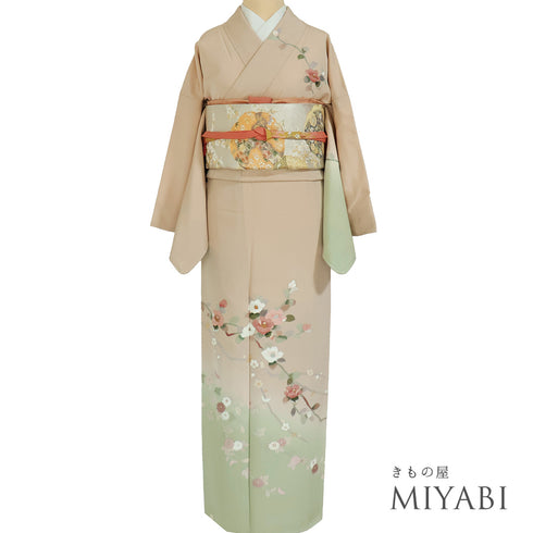 訪問着 リサイクル 身丈166.8cm 裄66cm 袷 椿に菊や梅柄 刺繍 ベージュ LLサイズ セミフォーマル お洒落 正絹 広衿 Sランク
