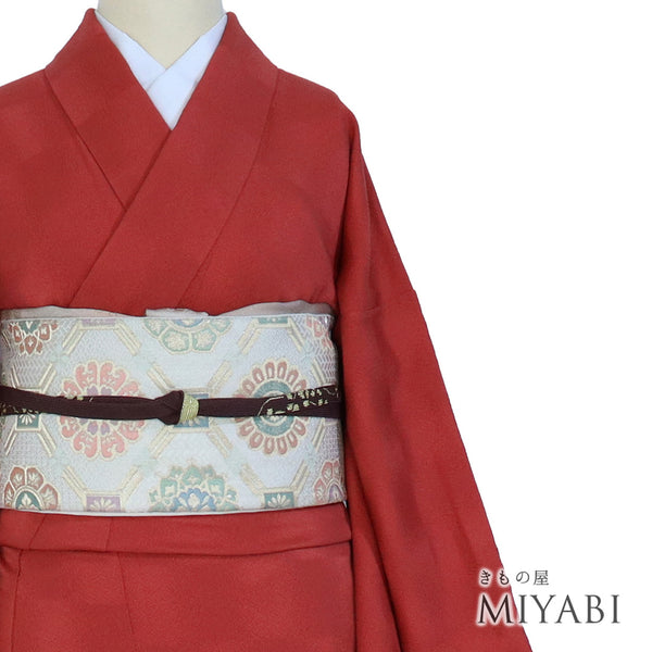 色無地 リサイクル 身丈162cm 裄66.8cm 袷 市松風柄 レッド Lサイズ セミフォーマル 落款 一つ紋 正絹 広衿 地紋あり Sランク