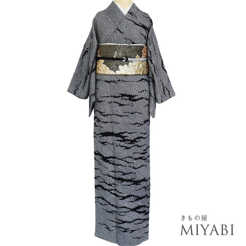 訪問着 リサイクル 身丈157.5cm 裄63cm 袷 ゆったりサイズ 絞り パールトーン加工済 ブラック Mサイズ お洒落 正絹 広衿 Sランク