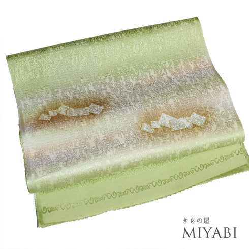 帯揚げ リサイクル お洒落 綸子 正絹 グリーン 金ラメ ぼかし柄 新品・未使用品 AG-1232