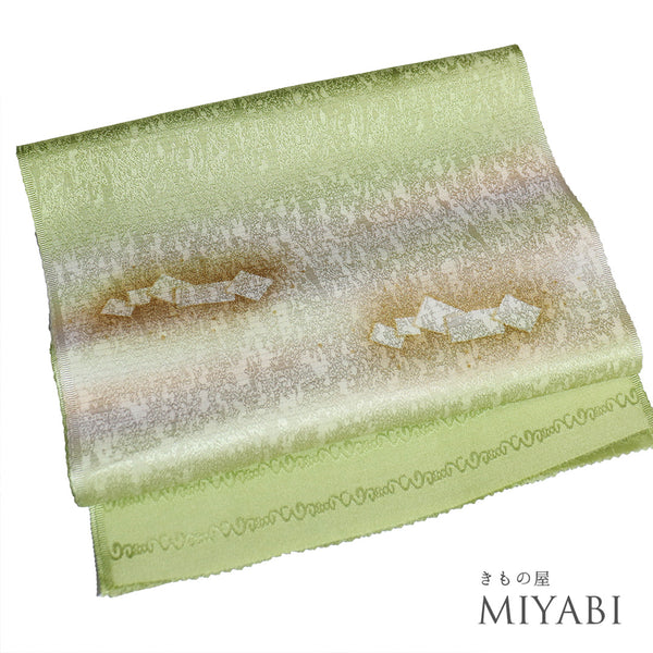 帯揚げ リサイクル お洒落 綸子 正絹 グリーン 金ラメ ぼかし柄 新品・未使用品 AG-1232