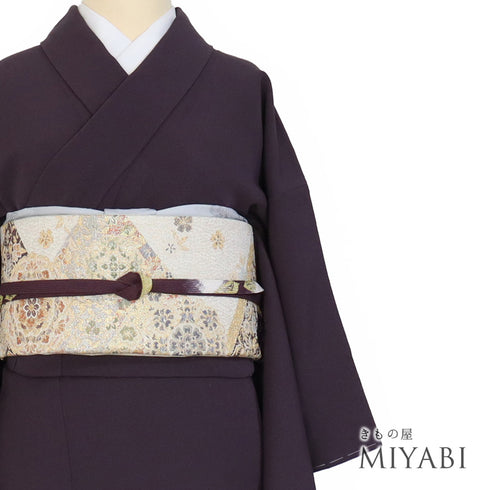 色無地 リサイクル 身丈155cm 裄62cm 袷 パープル Sサイズ セミフォーマル お洒落 落款 一つ紋 しつけ糸 正絹 広衿 地紋なし Sランク