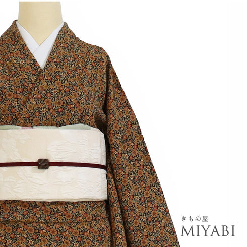 小紋 リサイクル 身丈155cm 裄67cm 袷 小花柄 ブラウン Sサイズ カジュアル 正絹 広衿 Aランク