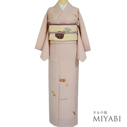 付下げ リサイクル 身丈157.8cm 裄60.6cm 袷 和楽器柄 杢目絞り 刺繍 ピンク Mサイズ お洒落 正絹 広衿 Aランク