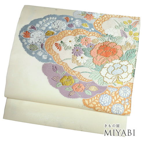 名古屋帯 リサイクル 帯丈361cm ポイント柄 花柄 ベージュ Mサイズ 正絹 新品・未使用品 お洒落