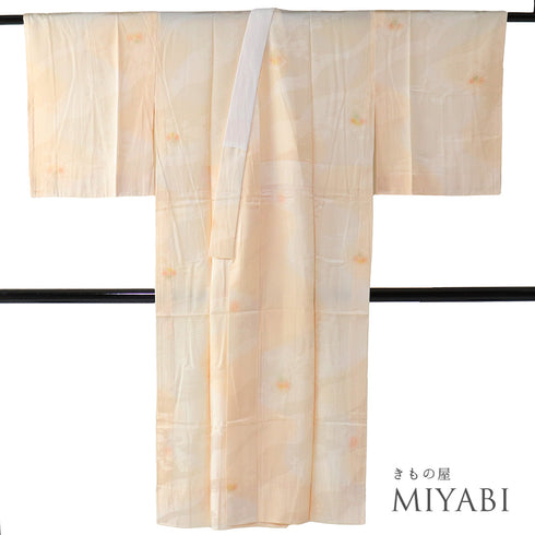 長襦袢 リサイクル 長襦袢 身丈134.2cm 裄66.8cm 袷 部分絞りに辻が花風調の地紋 後身頃居敷当て付き オレンジ Lサイズ 正絹 袖無双 Aランク