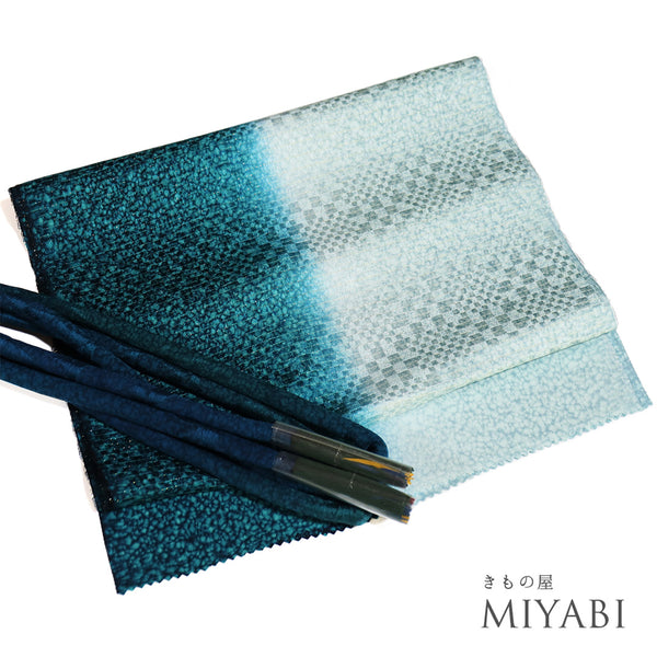 帯締め・帯揚げセット リサイクル 丸くげ 綸子 ブルー 正絹 新品・未使用品 ぼかし柄