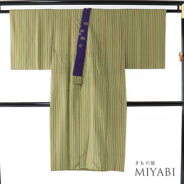 長襦袢 リサイクル 長襦袢 身丈124.5cm 裄64.4cm 袷 縦縞柄 花柄半衿付き 後見頃居敷当て付き グリーン Sサイズ お洒落 正絹 袖無双 Sランク