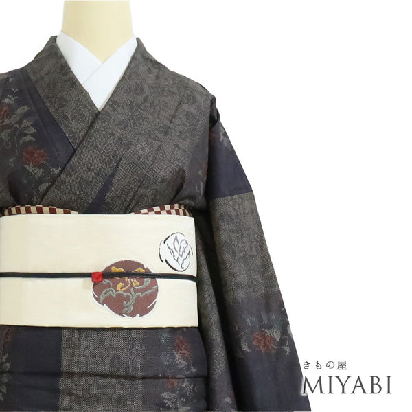 紬 リサイクル 身丈167.2cm 裄67cm 袷 草花柄 ブラック LLサイズ お洒落 カジュアル 正絹 広衿 Sランク