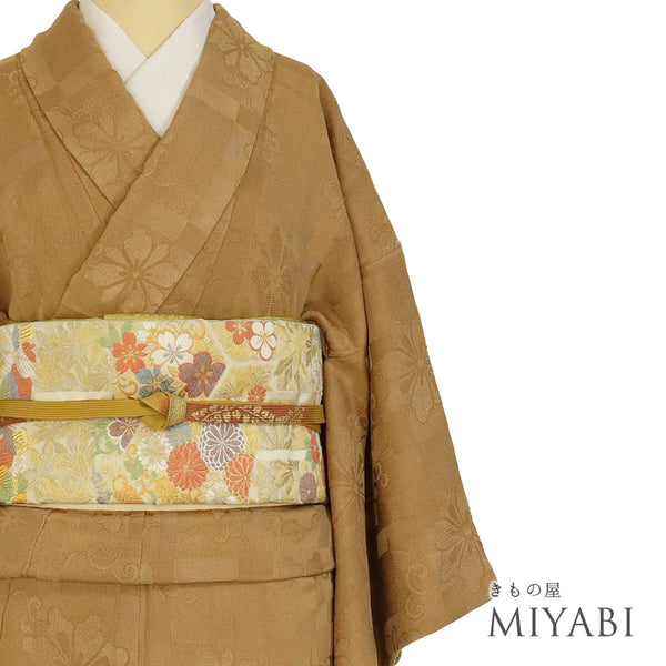 色無地 リサイクル 身丈153cm 裄62.4cm 袷 アンティーク デザイン格子・花模様 ブラウン Sサイズ お洒落 正絹 広衿 地紋あり Bランク