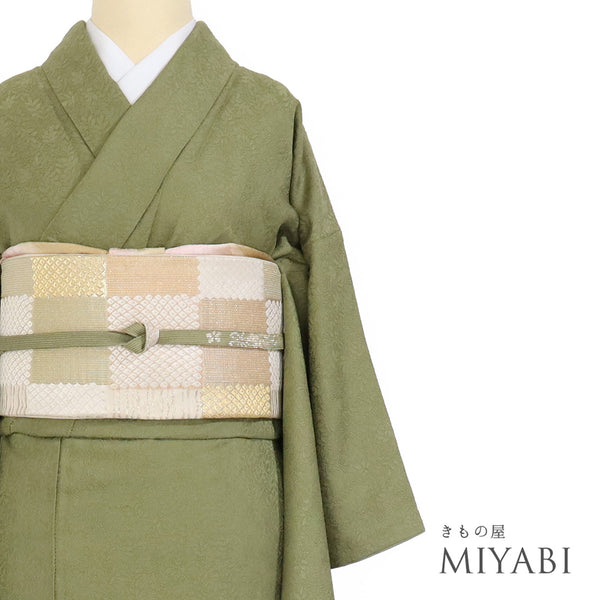 色無地 リサイクル 身丈155.5cm 裄62.4cm 袷 植物柄 グリーン Mサイズ セミフォーマル お洒落 一つ紋 正絹 広衿 地紋あり Sランク