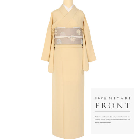 色無地 リサイクル 身丈157.5cm 裄66.8cm 袷 ベージュ Mサイズ お洒落 正絹 広衿 地紋なし Aランク