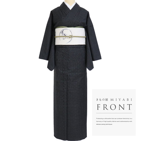 紬 リサイクル 身丈156.3cm 裄66.4cm 袷 亀甲繋ぎ柄 ブラック Mサイズ お洒落 カジュアル 正絹 広衿 Sランク