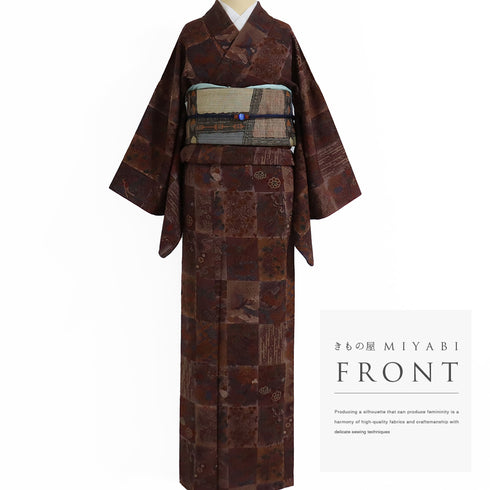 小紋 リサイクル 身丈160.2cm 裄67cm 袷 石畳に花や鳥柄 ブラウン Mサイズ お洒落 カジュアル 正絹 広衿 Aランク