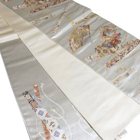 袋帯 リサイクル 帯丈438cm 六通 ポイント柄 長嶋織物 瀞銀錦 桃山の響 シルバー Mサイズ 正絹 Sランク フォーマル