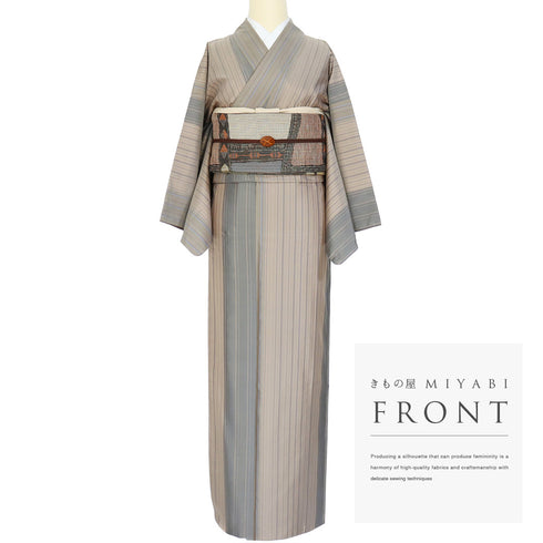 大島紬 リサイクル 身丈160cm 裄65.4cm 袷 縞格子柄 ベージュ Mサイズ お洒落 カジュアル 証紙 正絹 バチ衿 Sランク