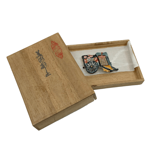 帯留め アンティーク Aランク 陶器 御所車 ET-501