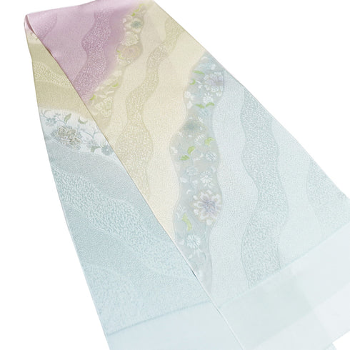 帯揚げ リサイクル お洒落 ちりめん 正絹 多色 花の地紋に斜めぼかし柄 未使用品 AG-1281