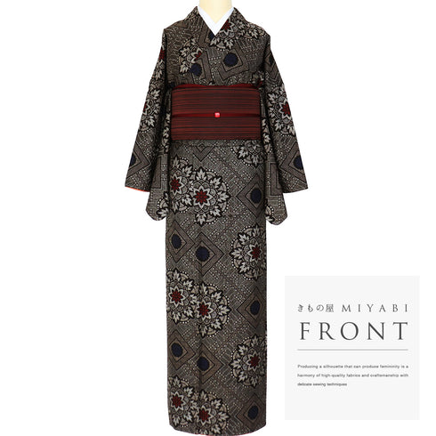 紬 リサイクル 身丈151.7cm 裄69cm 袷 龍郷 ブラウン Sサイズ お洒落 しつけ糸 正絹 広衿 Sランク