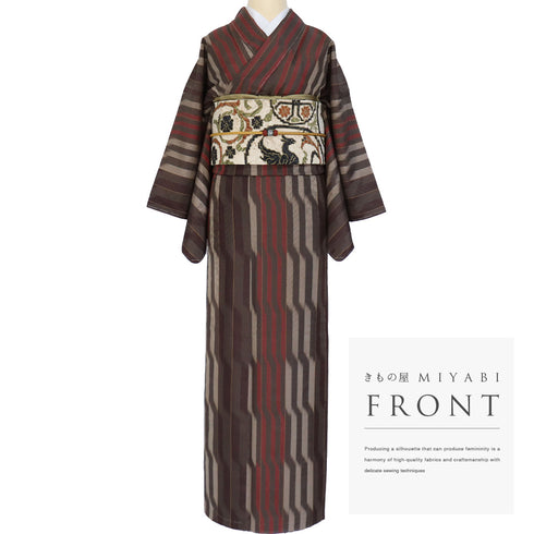 紬 リサイクル 身丈163cm 裄64.8cm 袷 お召 縞模様 唐草柄 地紋 ブラウン Lサイズ お洒落 カジュアル しつけ糸 不明 広衿 Sランク