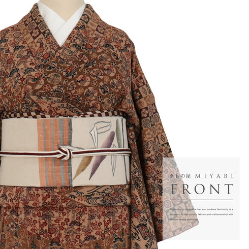 付下げ リサイクル 身丈160.4cm 裄62.8cm 袷 付下げ小紋 型染め 茶道具に松竹梅柄 ブラウン Mサイズ お洒落 正絹 広衿 Sランク