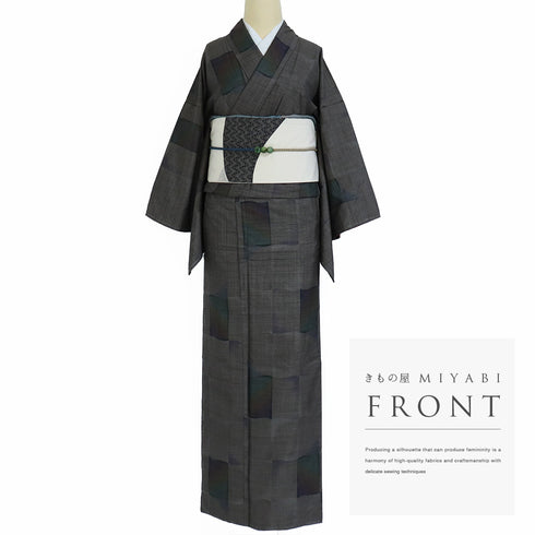 大島紬 リサイクル 身丈159.3cm 裄64.8cm 袷 市松模様 ブラック Mサイズ カジュアル お洒落 しつけ糸 正絹 広衿 Sランク