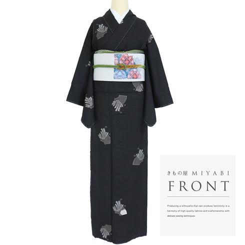 紬 リサイクル 身丈164.3cm 裄65.4cm 袷 地紙にデザイン蝶柄 ブラック Lサイズ お洒落 カジュアル しつけ糸 正絹 広衿 Sランク