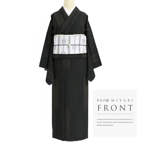 小紋 リサイクル 身丈162cm 裄64.8cm 袷 矢羽柄 地紋 ブラック Lサイズ お洒落 カジュアル しつけ糸 正絹 広衿 Sランク