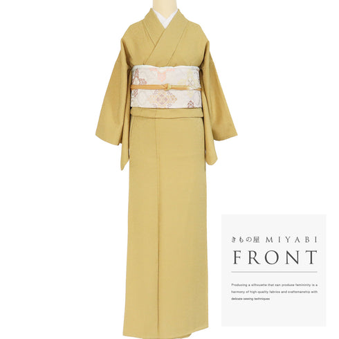 色無地 リサイクル 身丈159cm 裄63.4cm 袷 イエロー Mサイズ フォーマル お洒落 落款 一つ紋 正絹 広衿 地紋あり Sランク