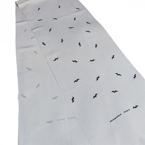 帯揚げ リサイクル お洒落 ちりめん 正絹 グレー コウモリ柄 新品・未使用品 AG-1221