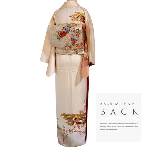 付下げ リサイクル 身丈158cm 裄64.8cm 袷 立花柄 菊柄 金駒刺繍 地紋 ピンク Mサイズ セミフォーマル 落款 正絹 広衿 Sランク